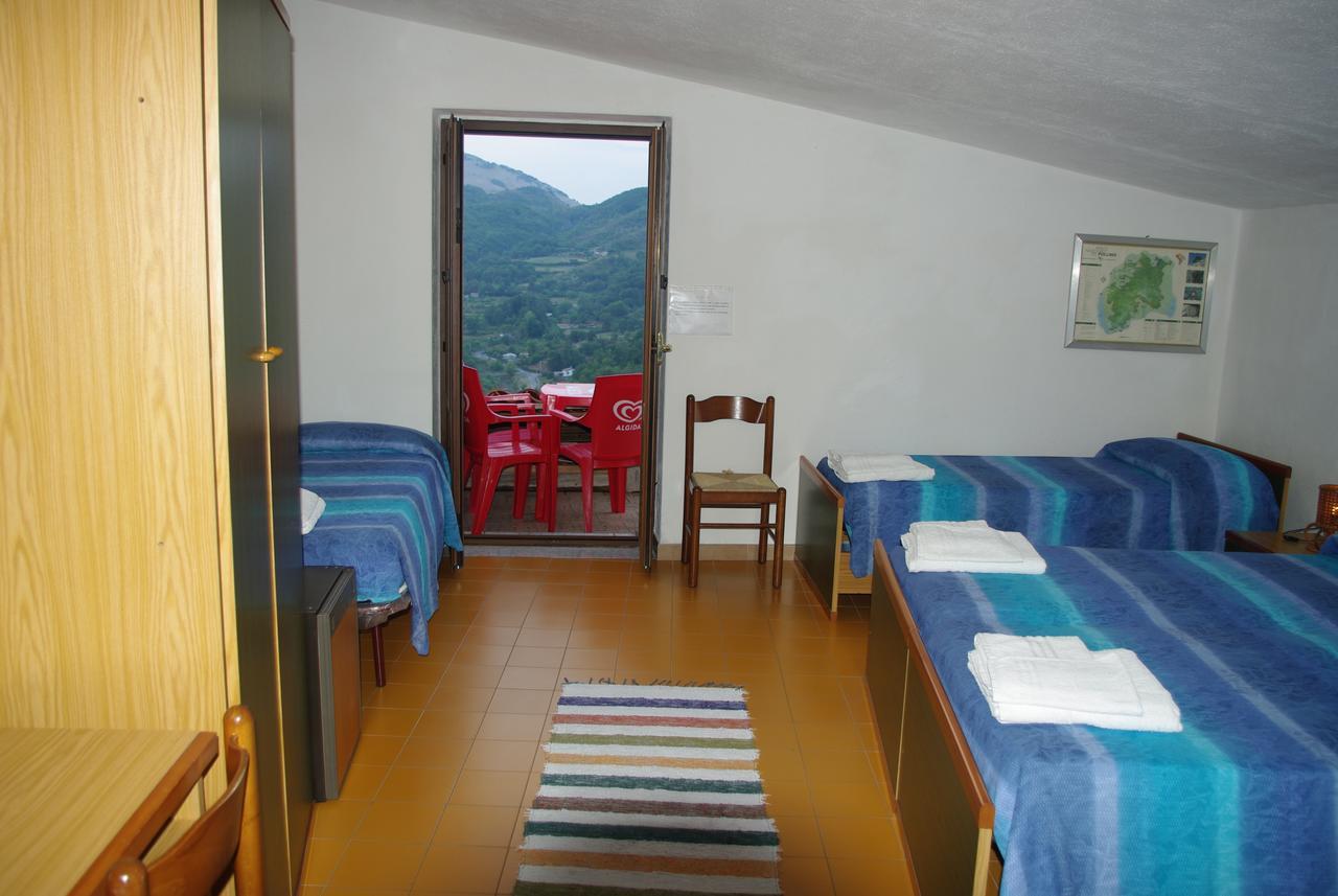 Le Due Lanterne Hotell Aieta Exteriör bild